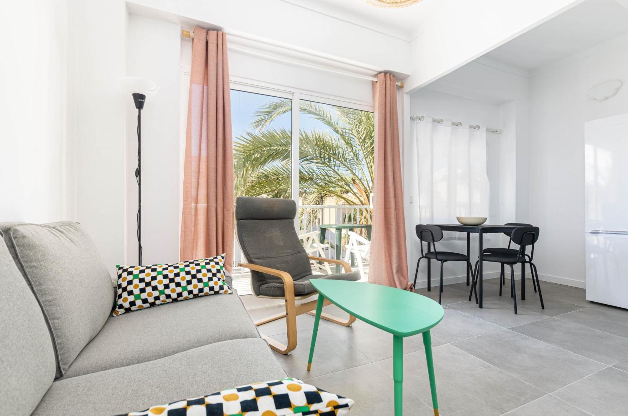 Yourhouse Monges Apartment With Balcony Кан Пикафорт Екстериор снимка