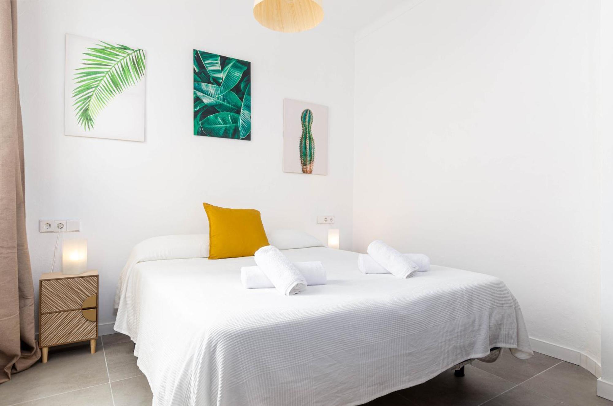 Yourhouse Monges Apartment With Balcony Кан Пикафорт Екстериор снимка